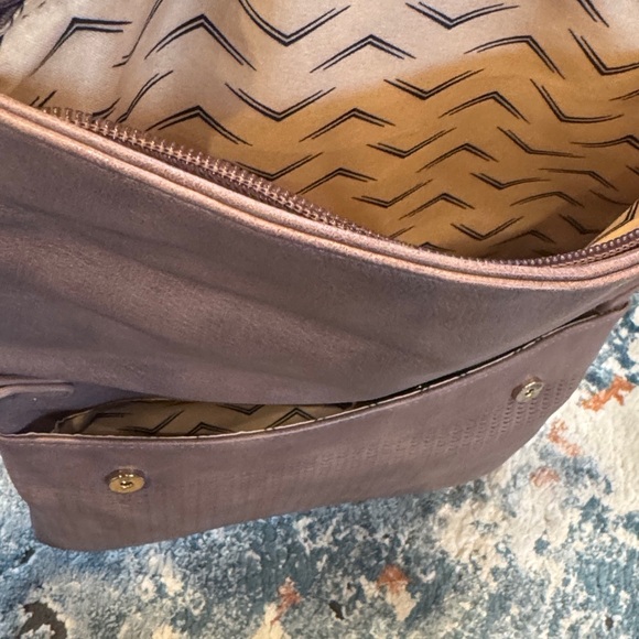 Moda Luxe Textured Brown Clutch - Picture 6 of 8